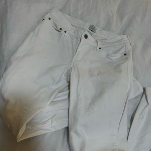 Levi’s Demi Curve Skinny Jeans size 8 / 29 EUC